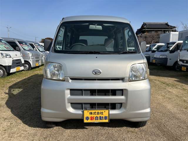 Daihatsu Hijet Cargo 11