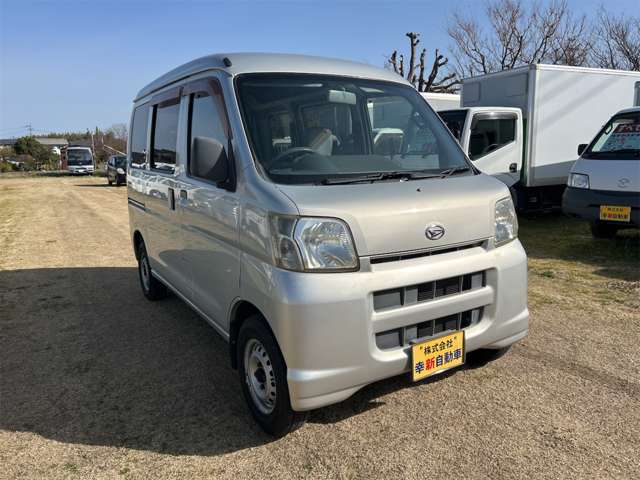 Daihatsu Hijet Cargo 10