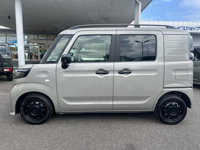 Suzuki Spacia Base 5
