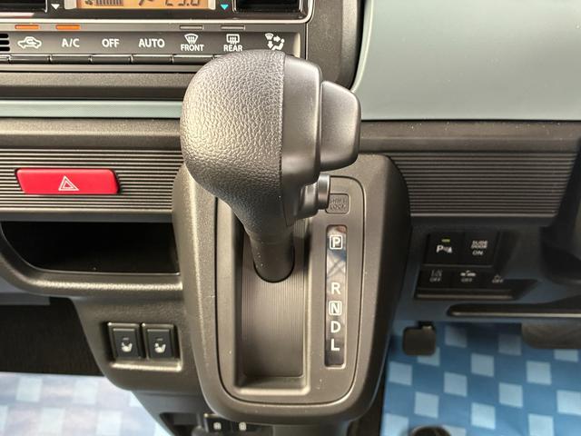 Suzuki Spacia Base 8