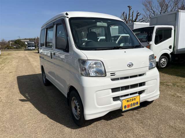 Daihatsu Hijet Cargo 10
