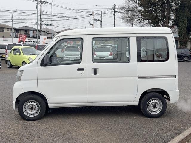 Daihatsu Hijet Cargo 11