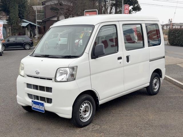 Daihatsu Hijet Cargo 6