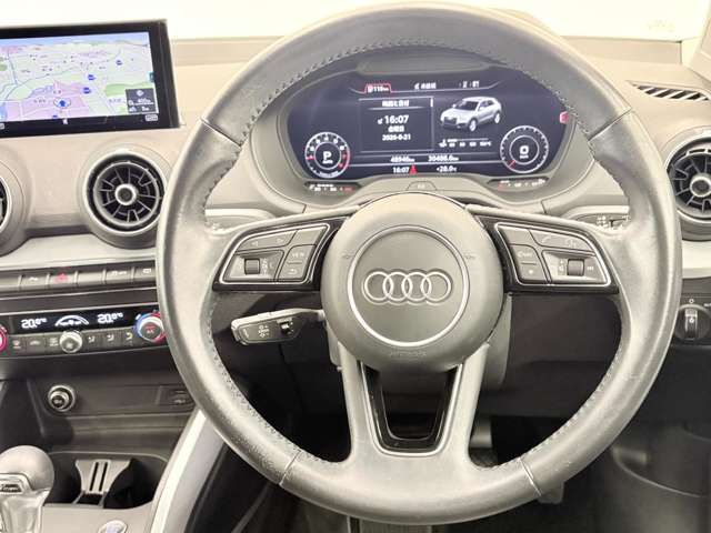 Audi Q2 5