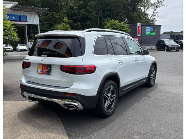 Mercedes-Benz GLB 4