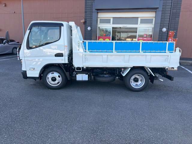 Mitsubishi Fuso Canter 8