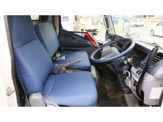 Mitsubishi Fuso Canter 10