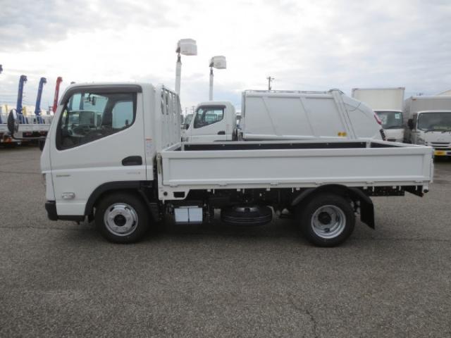 Mitsubishi Fuso Canter 9