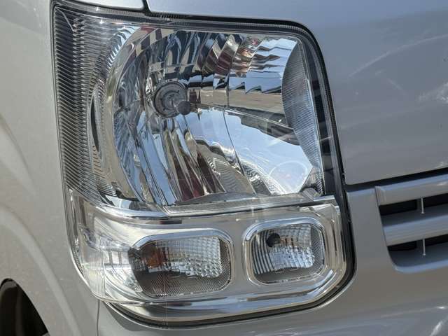 Nissan NV100 Clipper 11