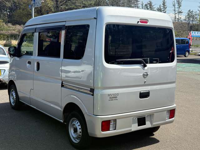 Nissan NV100 Clipper 6