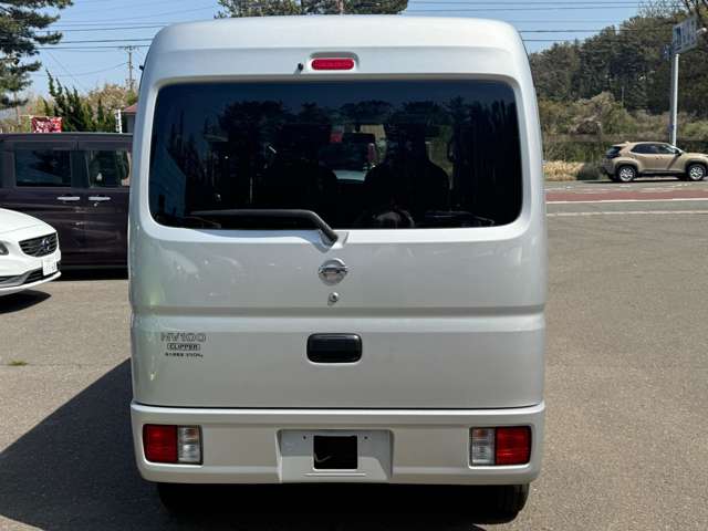 Nissan NV100 Clipper 7
