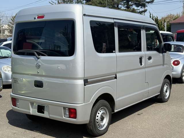 Nissan NV100 Clipper 8