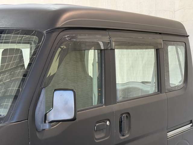 Nissan NV100 Clipper 11