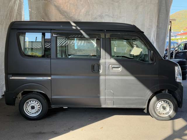 Nissan NV100 Clipper 12