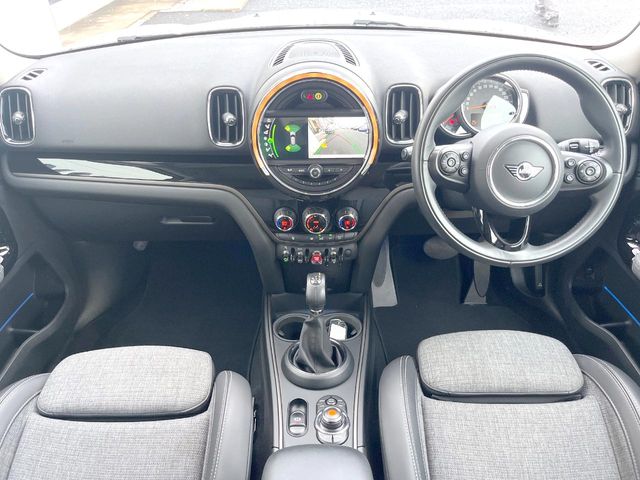 MINI Crossover 2