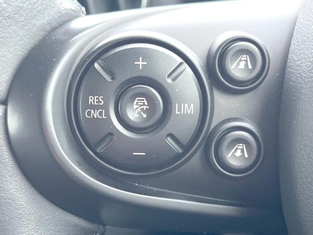 MINI Crossover 6