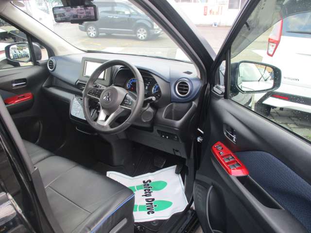 Mitsubishi eK X 9