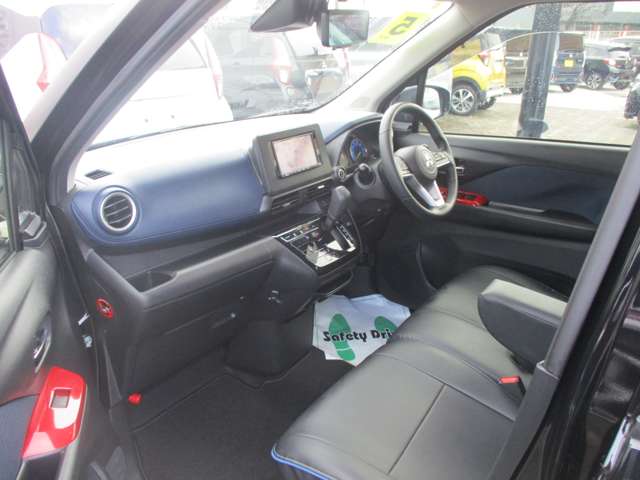 Mitsubishi eK X 10