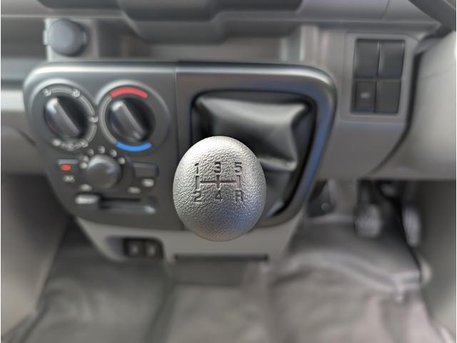 Suzuki Every 11