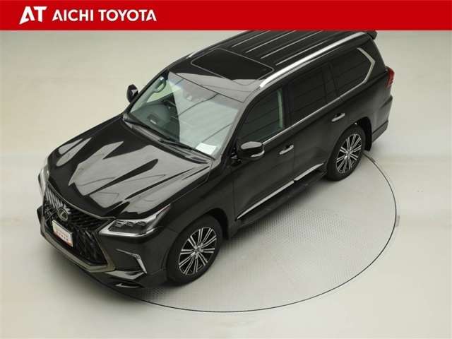 Lexus LX 10