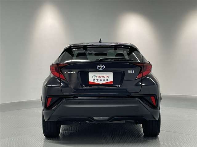 Toyota C-HR 10