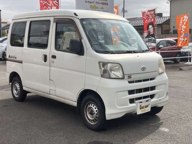 Daihatsu Hijet Cargo 2
