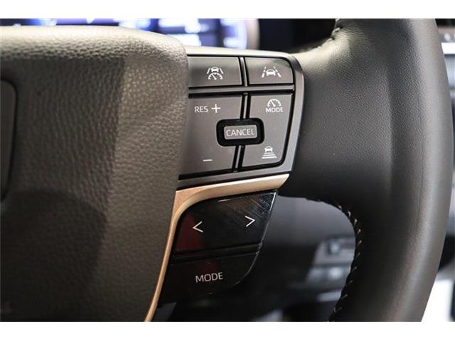 Toyota Crown Sport 11