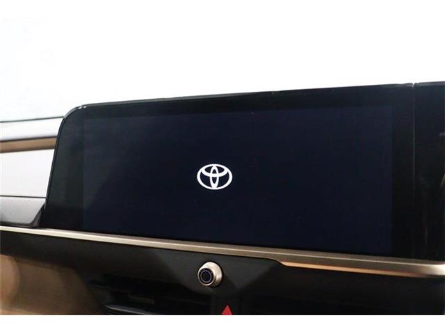 Toyota Crown Sport 3