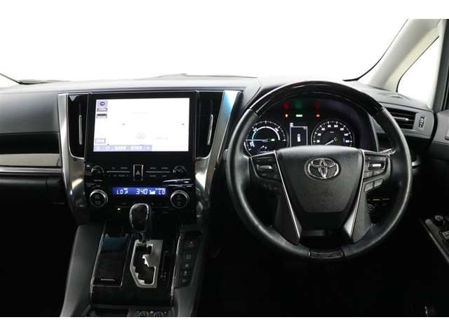 Toyota Alphard 5