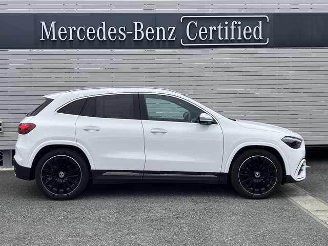 Mercedes-Benz GLA-Class 3