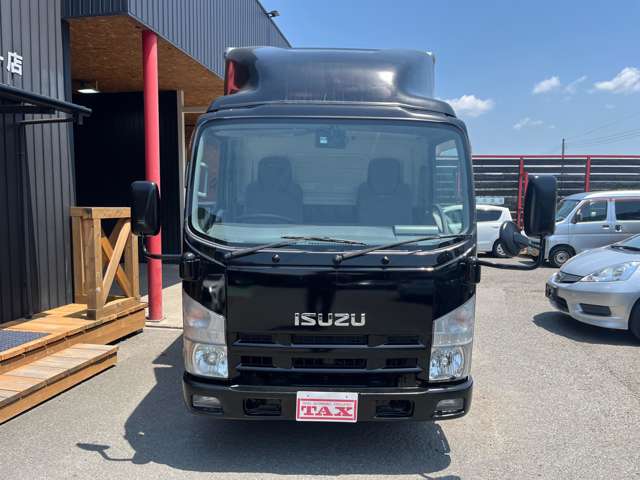Isuzu Elf 2