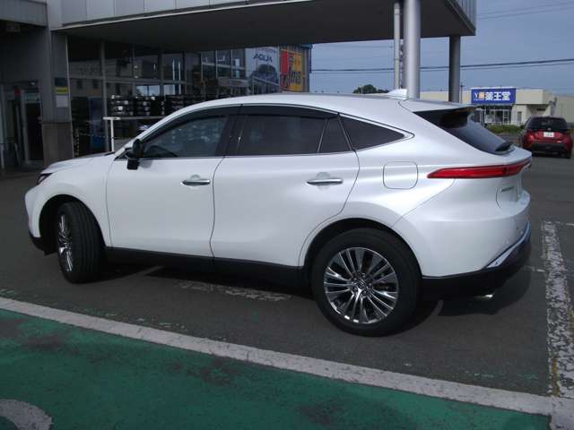 Toyota Harrier 2