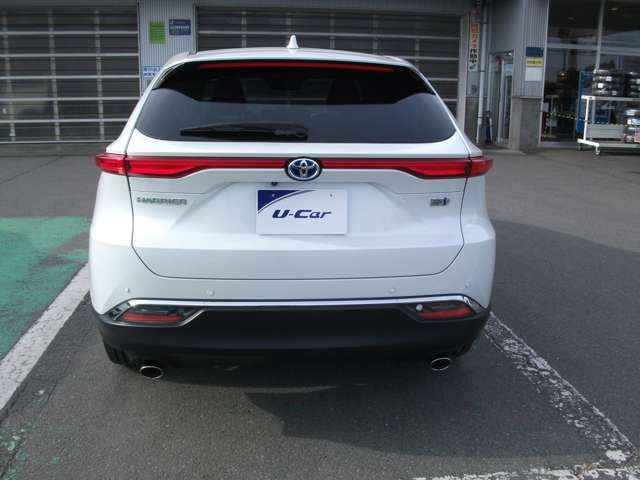 Toyota Harrier 4