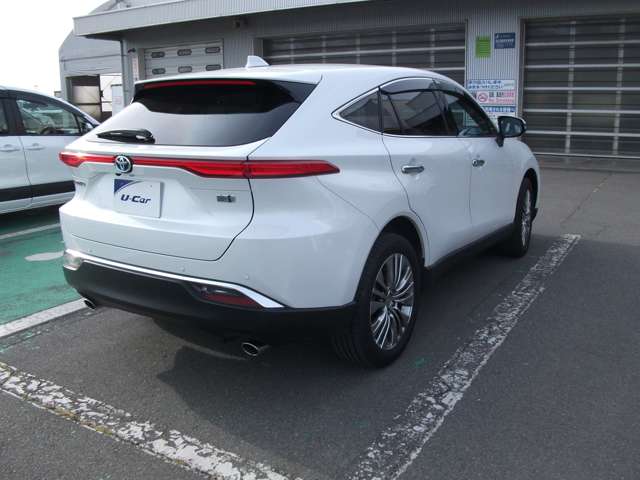 Toyota Harrier 5