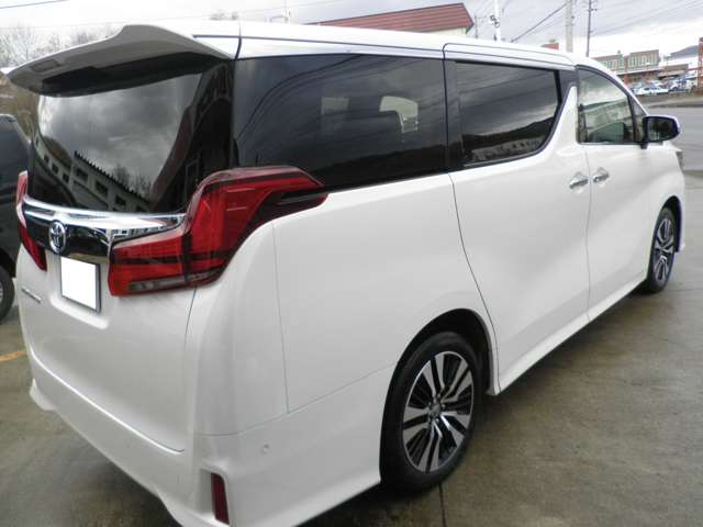 Toyota Alphard 7