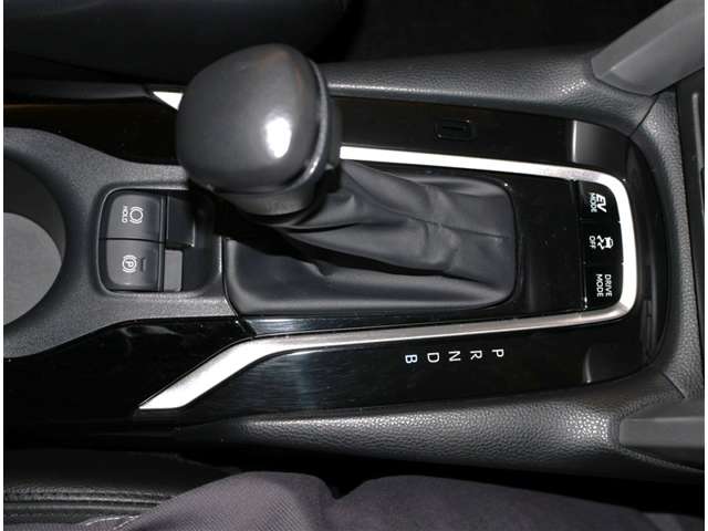 Toyota Corolla Cross 12