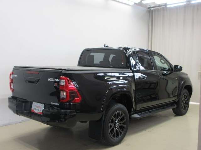 Toyota Hilux 5