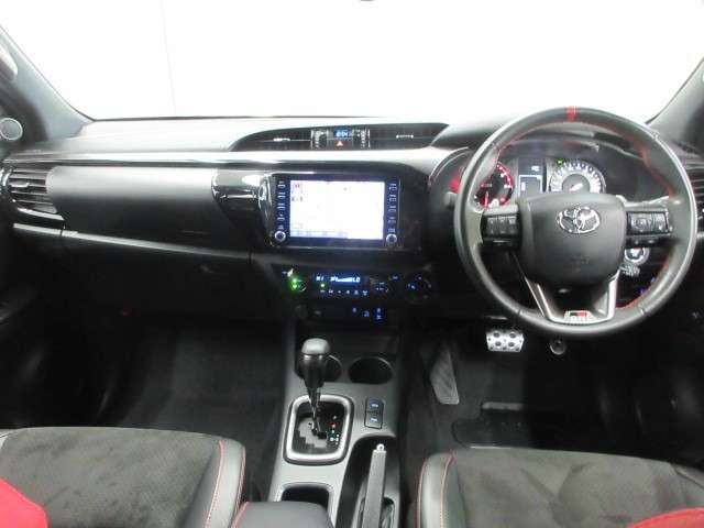 Toyota Hilux 6