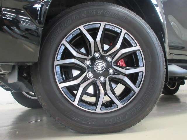 Toyota Hilux 8