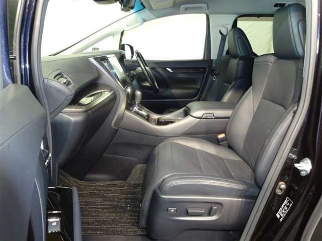 Toyota Vellfire 7