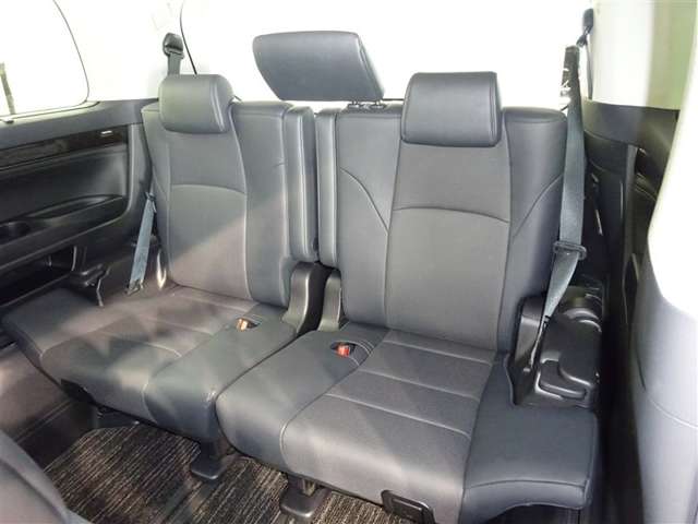 Toyota Vellfire 10