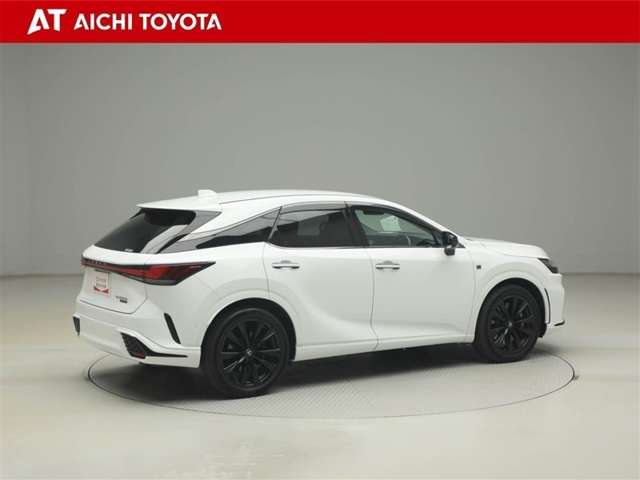 Lexus RX 6