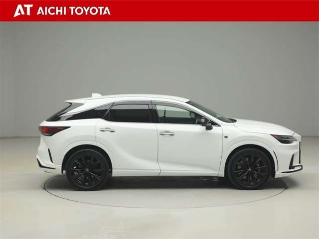 Lexus RX 7