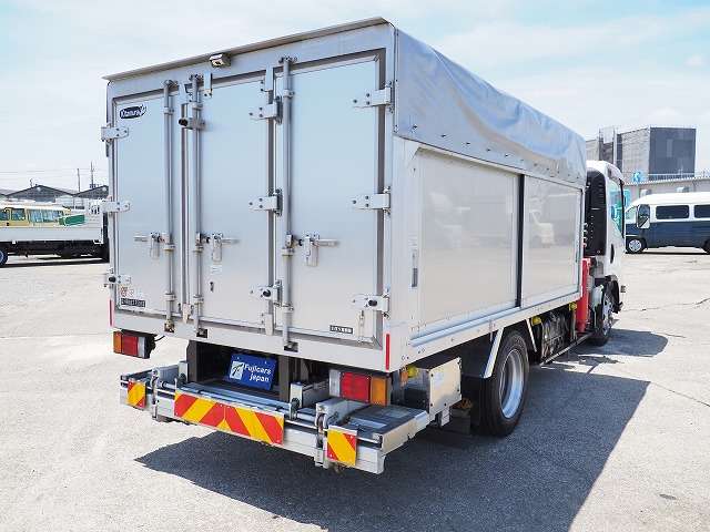 Isuzu Elf 11