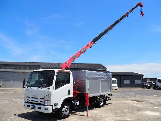 Isuzu Elf 2