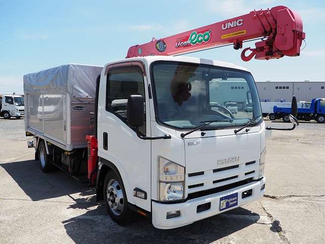 Isuzu Elf 4