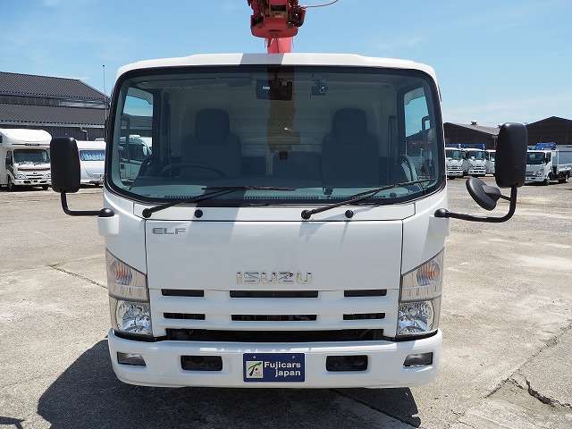 Isuzu Elf 5