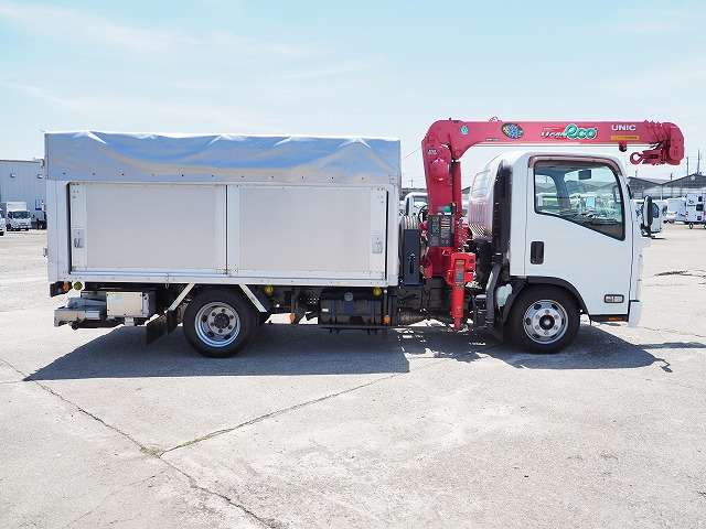 Isuzu Elf 8