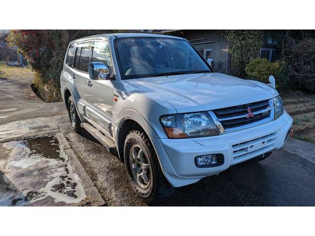 Mitsubishi Pajero 2