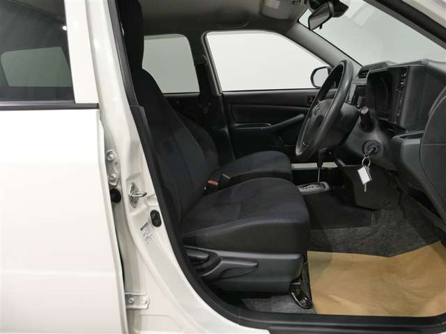 Toyota Probox Van 11
